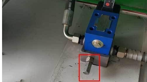 鋼筋調直切斷機