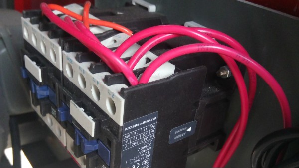 便攜式鋼筋折彎機控制電路原理圖